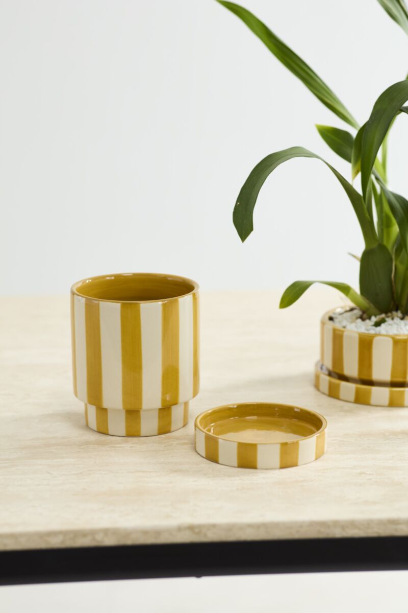 Saffron Pot 5" x 5.75"
