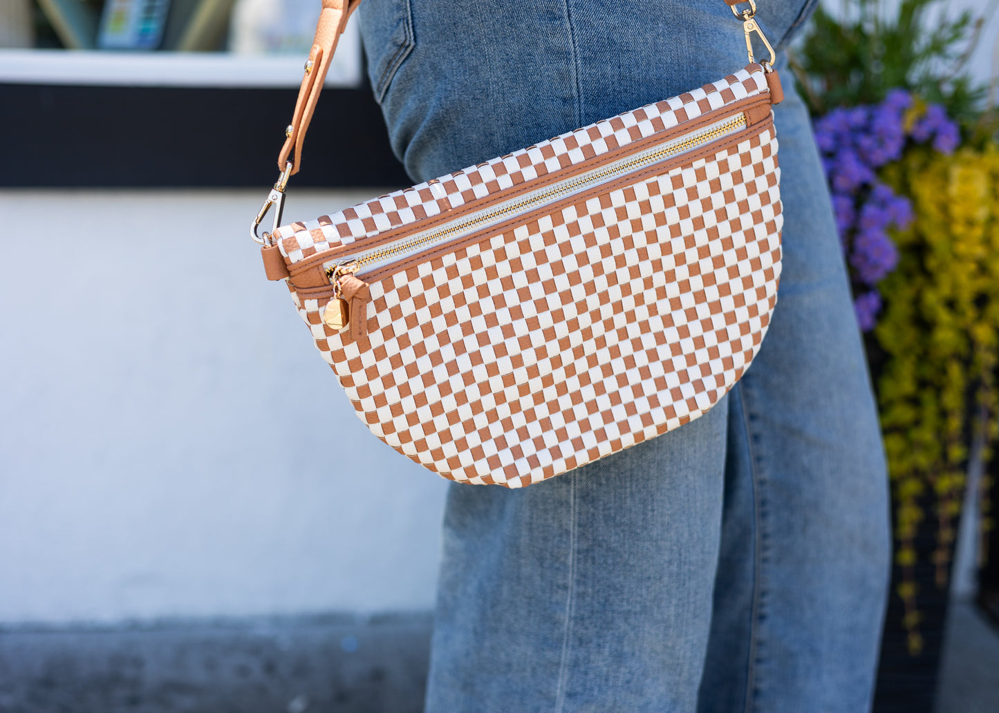 Lumi Woven Crossbody Bag LW