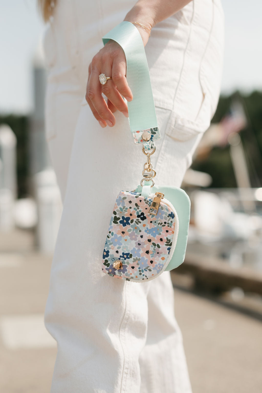 Sol Duo Wristlet Pouch LW