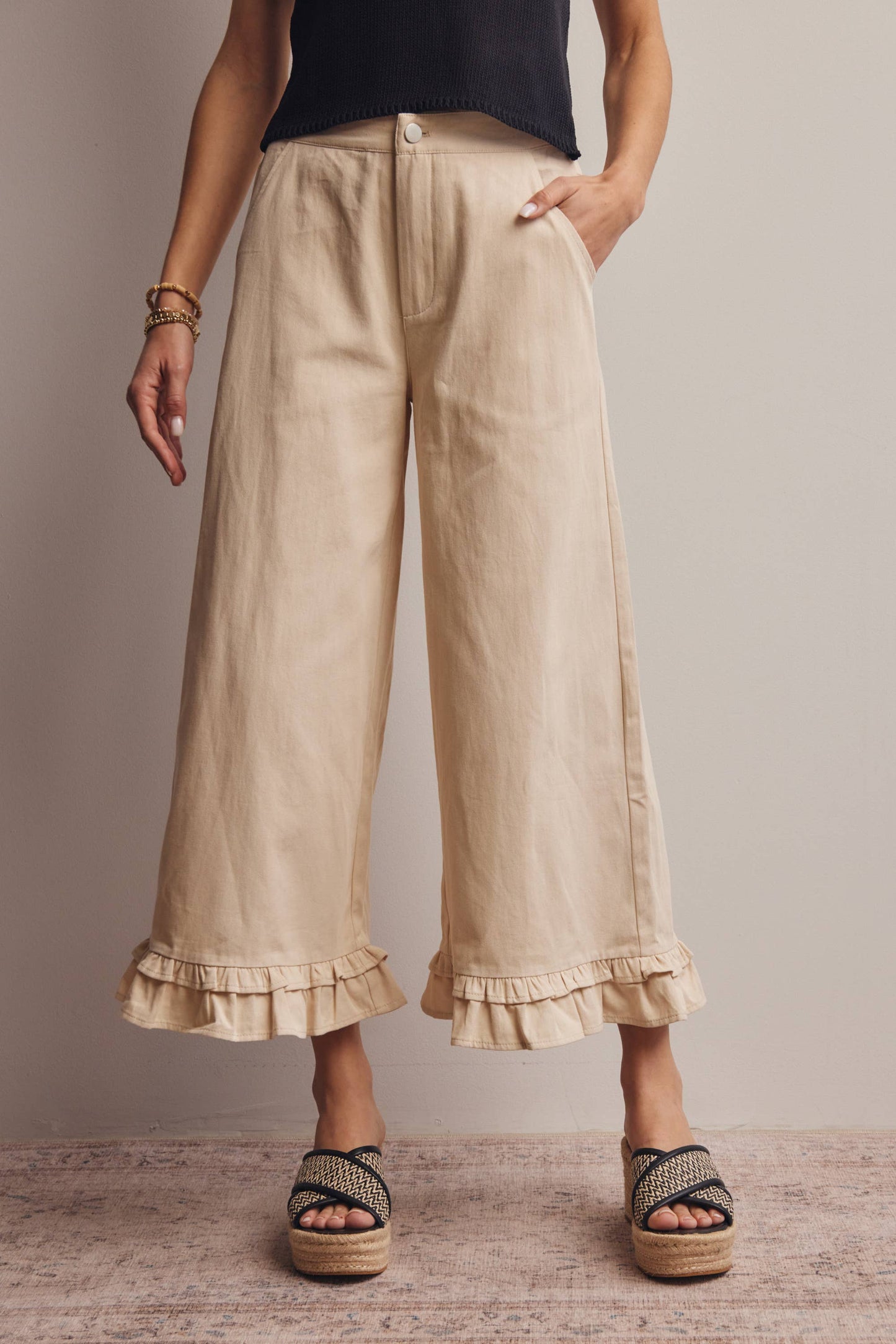 Ruffle Hem Pant