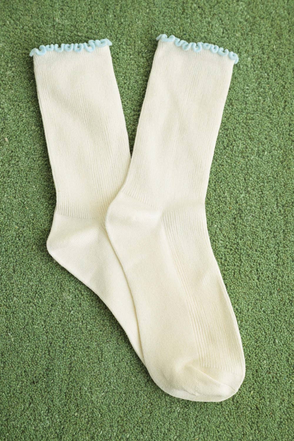 Ruffle Crewneck Socks