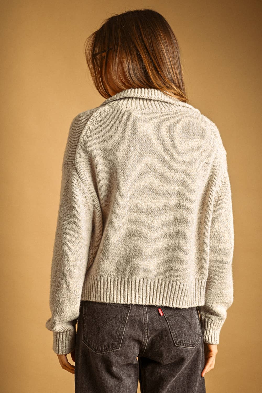 J7491   TWO TONE SWEATER CARDIGAN WITH TOGGLE BUTTON