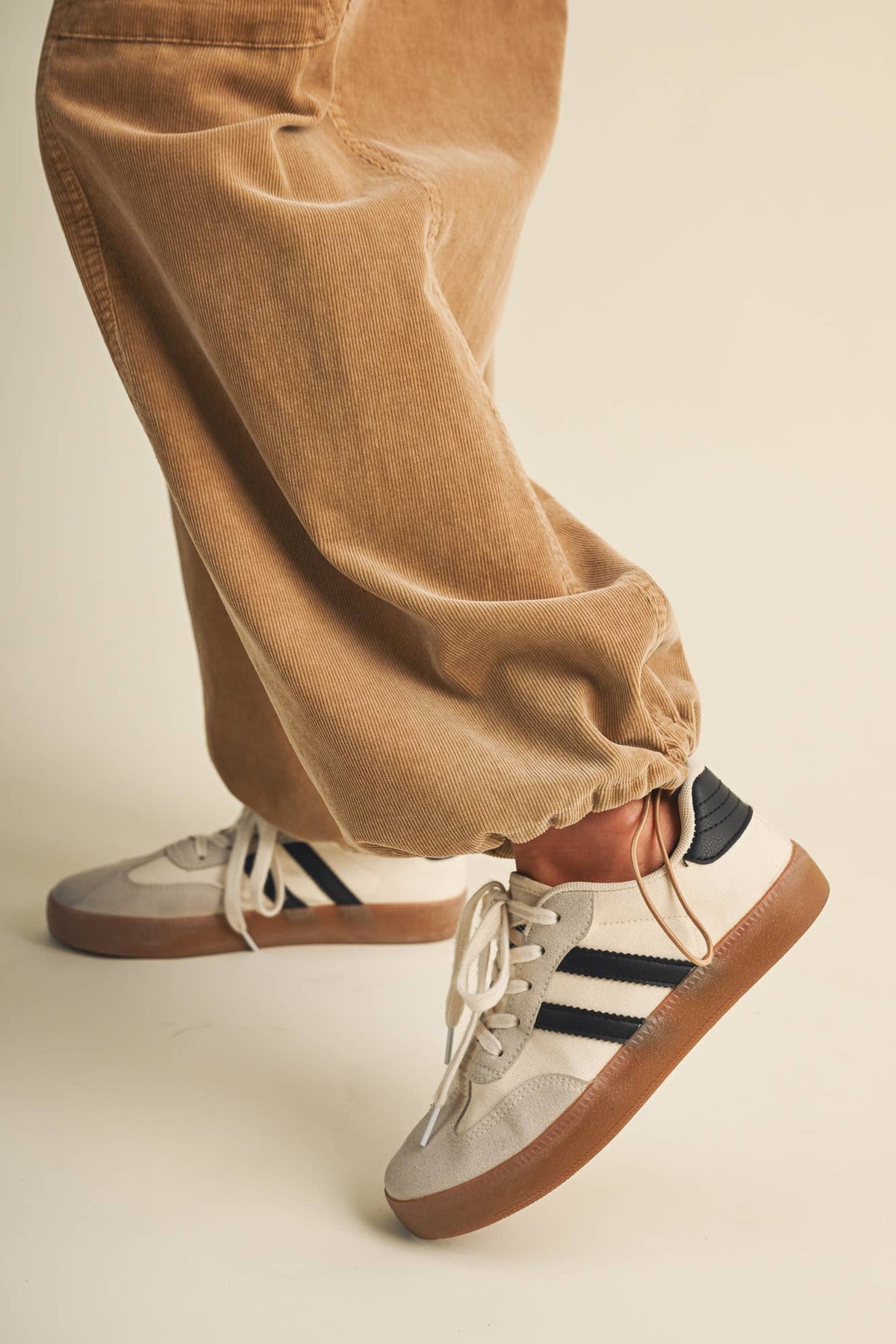 Wide-Wale Corduroy Voluminous Cargo Trousers