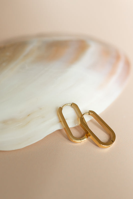 Alex Oval Earring