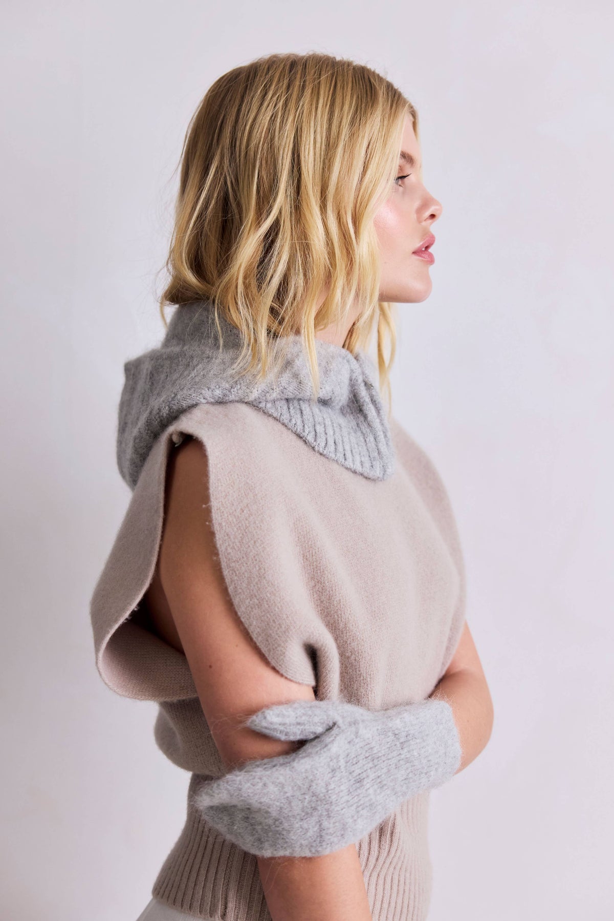 The Alpine Alpaca Mittens