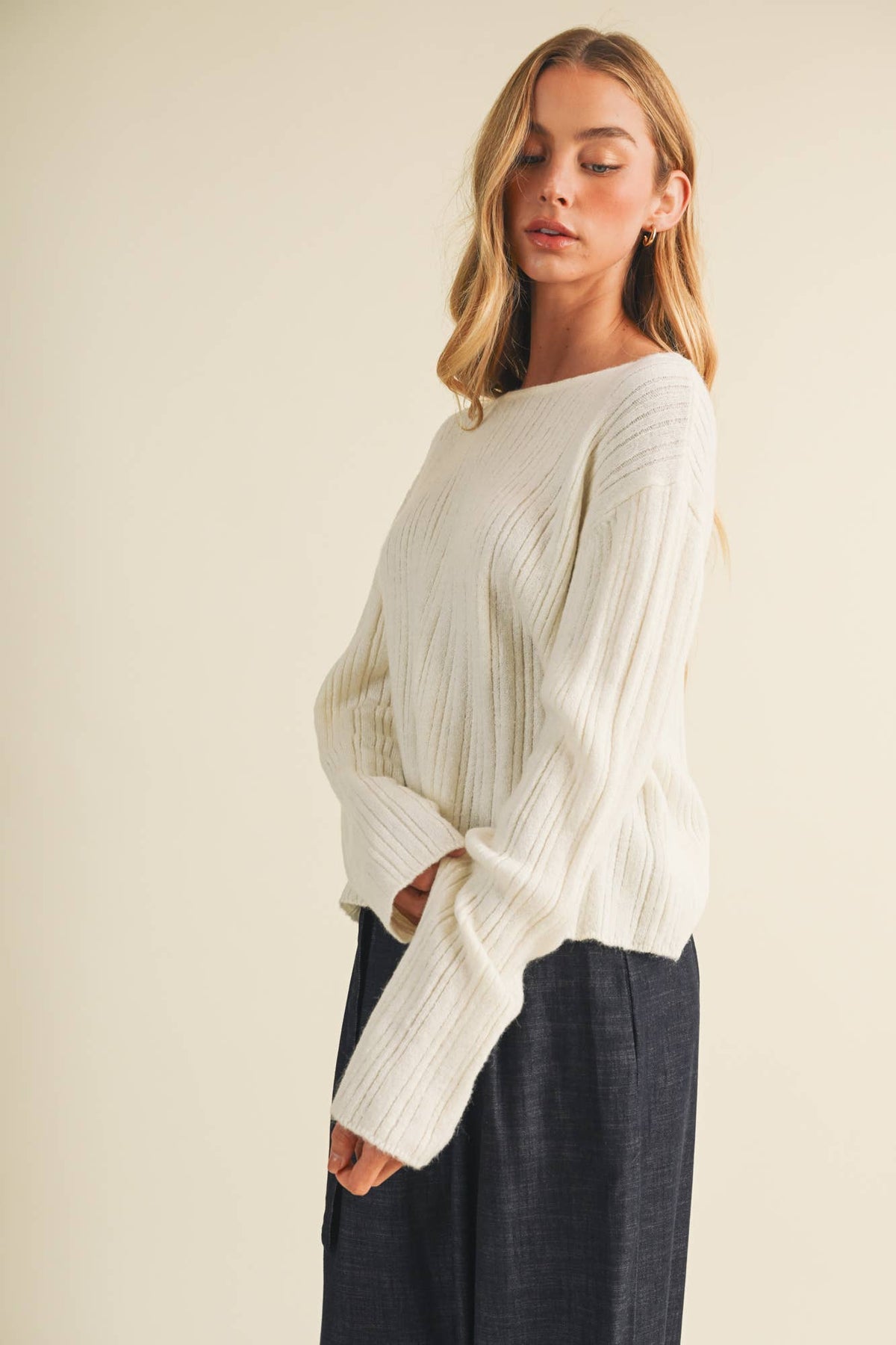 Bateau Neck Cocoon Sleeve Knit Pullover