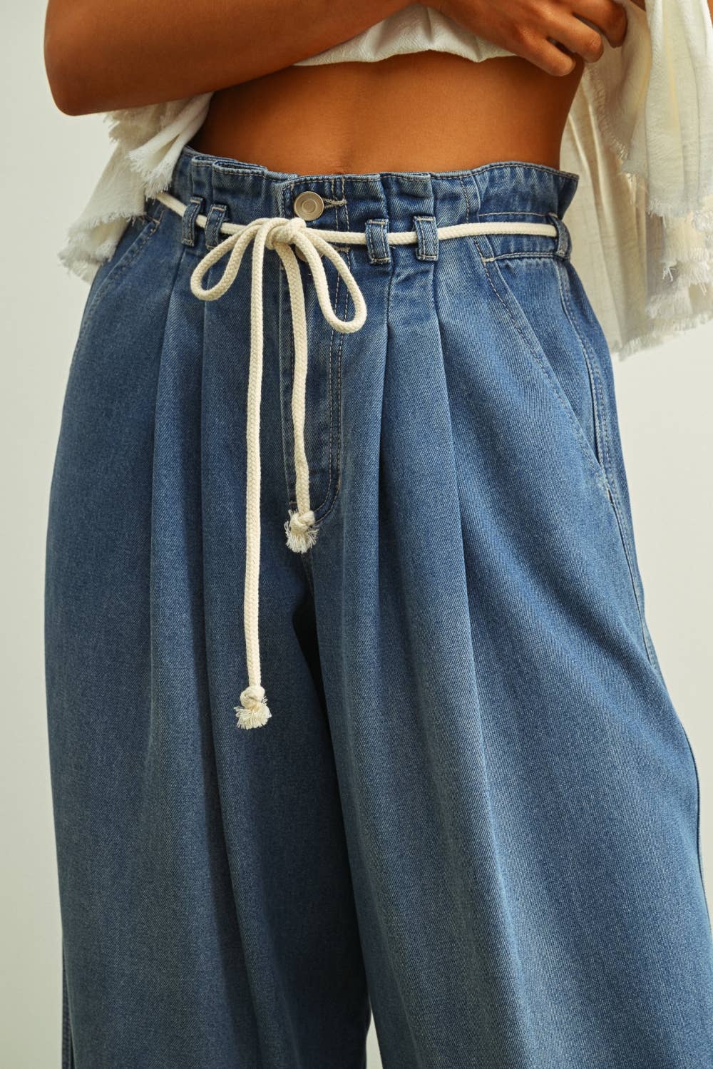 Pleated Detail Cotton Belt Denim Pant