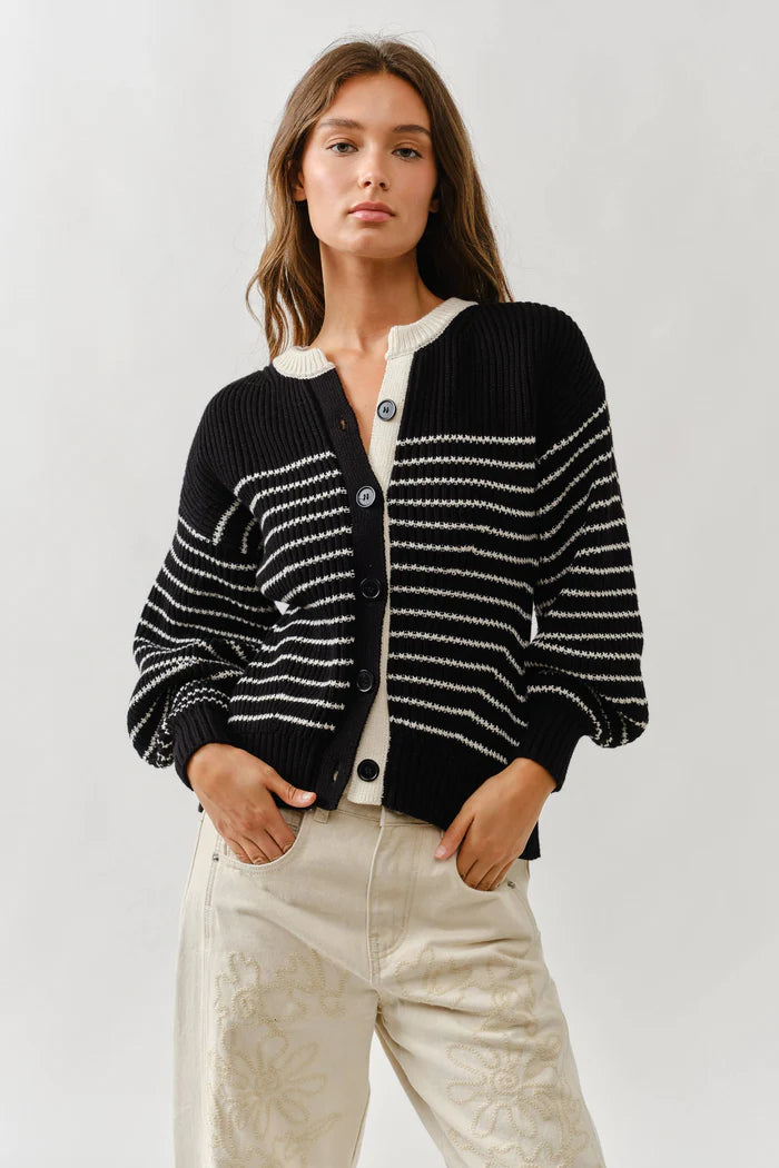 Voluminous Sleeve Stripes Cardigan