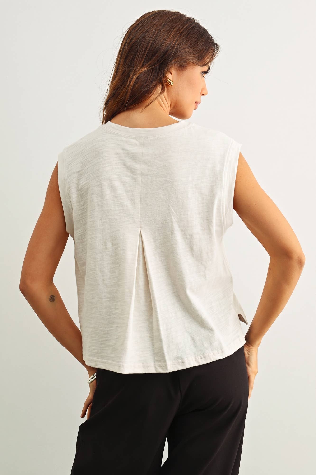 ET6430   ROUND NECK SLUB TOP