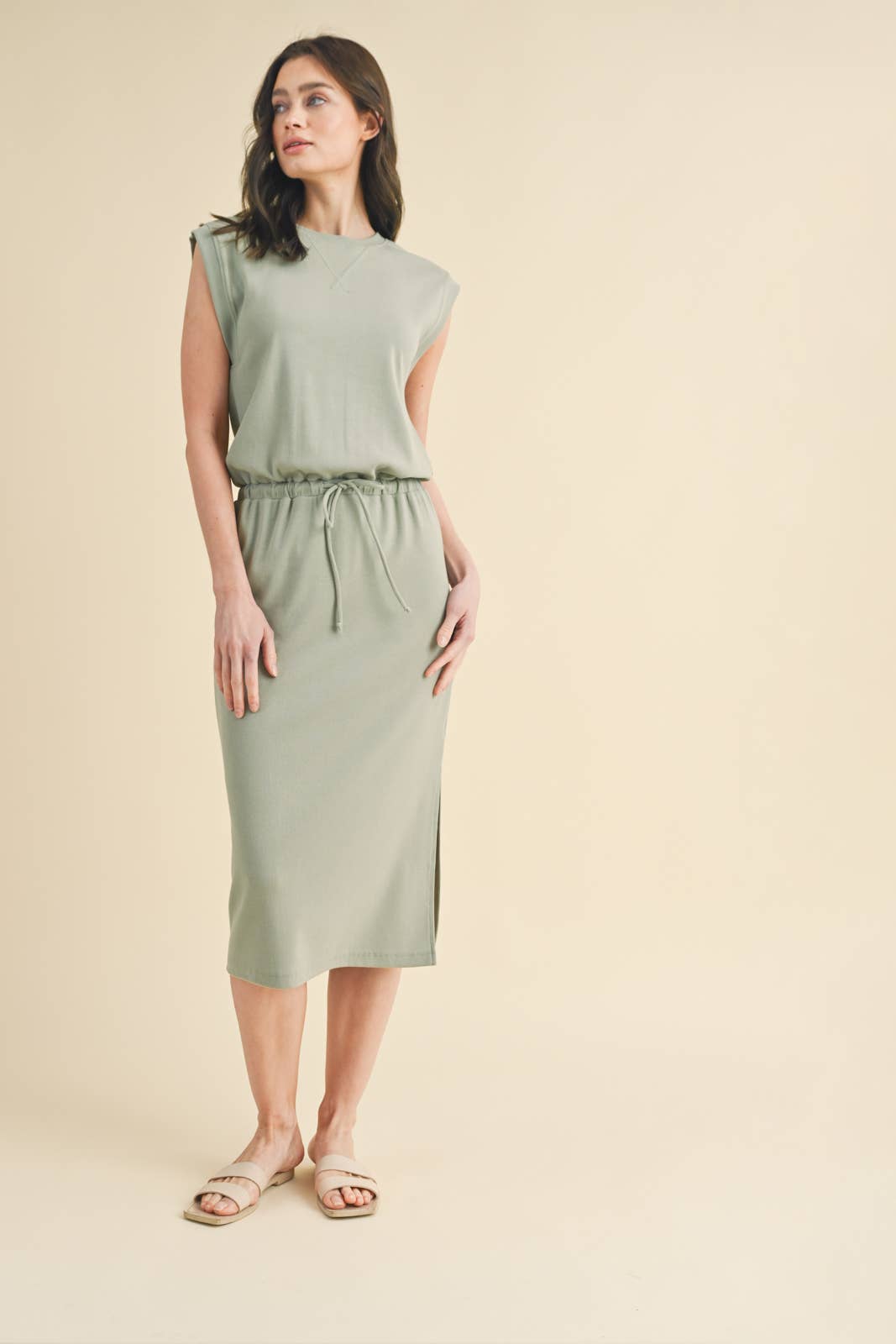 MUSCLE KNIT MIDI DRESS WITH DRAWSTRING