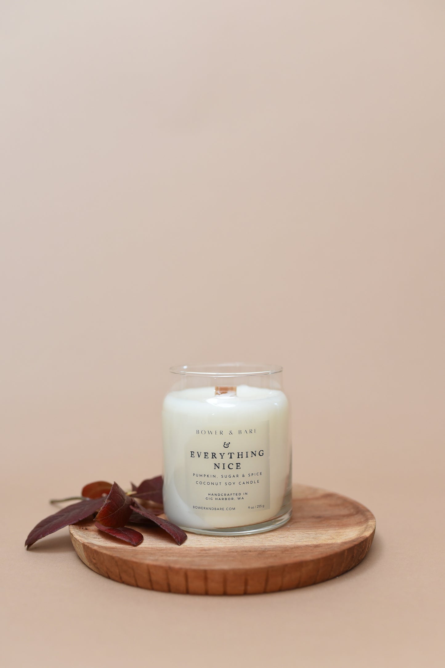 Our Everything Nice Apothecary Candle by Bower & Bare brings the intoxicating scent of fresh apples into your home. Hand-poured with eco-friendly soy wax and infused with natural essential oils, this candle is a fall favorite for creating a cozy, inviting atmosphere. Clean-burning and toxin-free, perfect for autumn evenings.