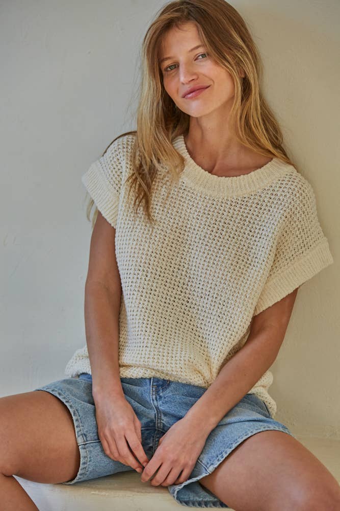 Knit 100% Cotton Sweater Short Sleeve Crew Neck Top: Cream