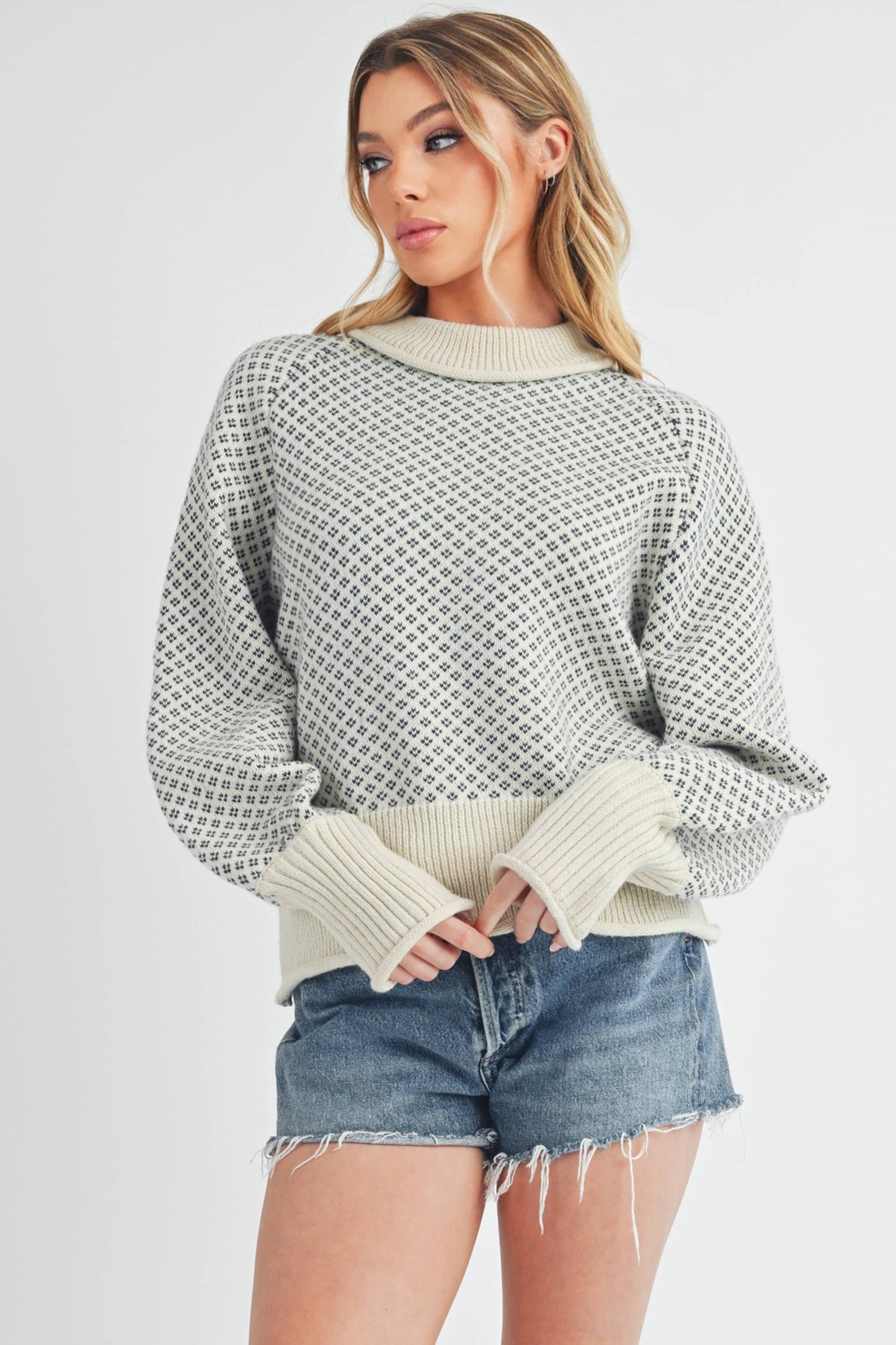 3163EK Echo Sweater : White, Contemporary, S