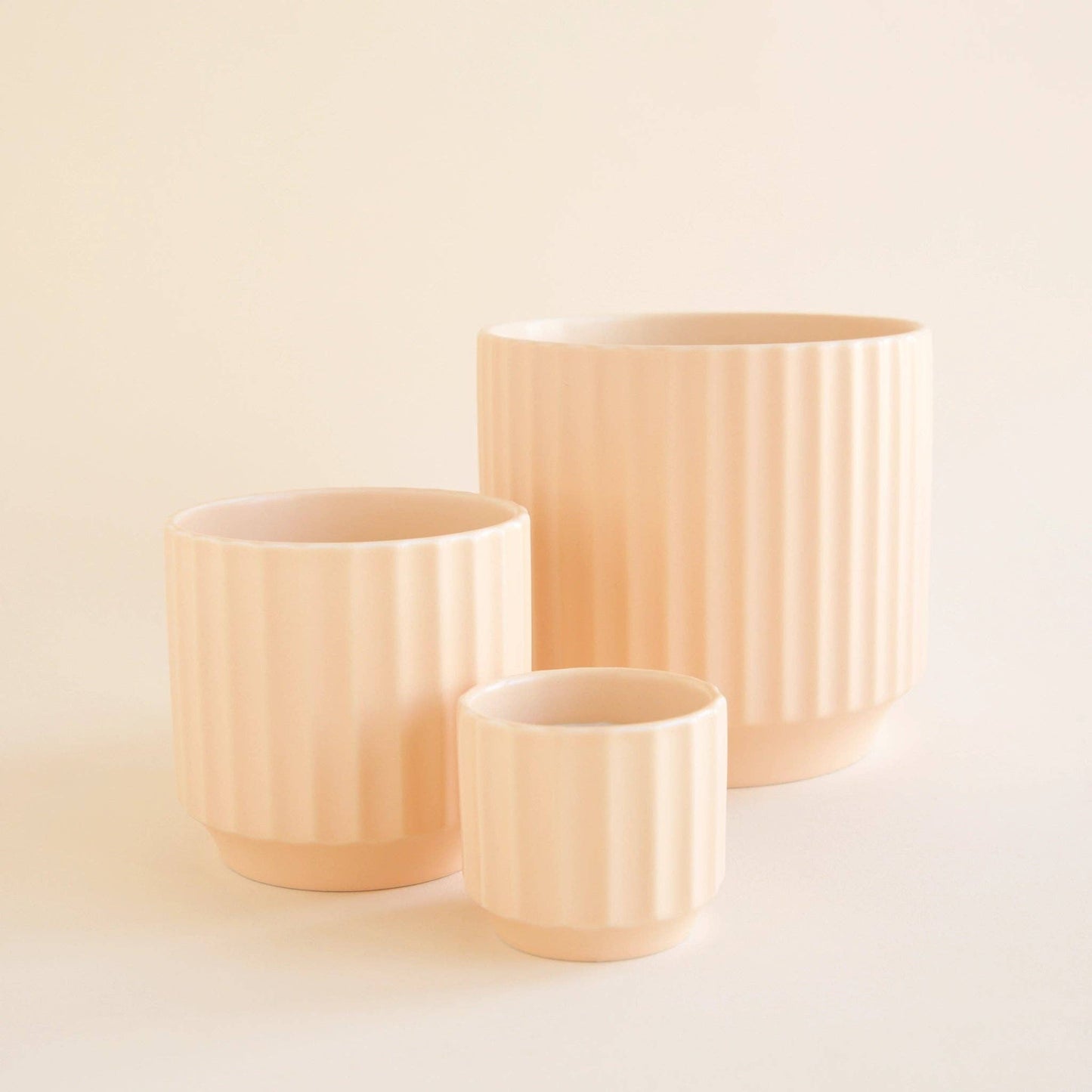 Monroe Planter | Vanilla: 6.75 inch