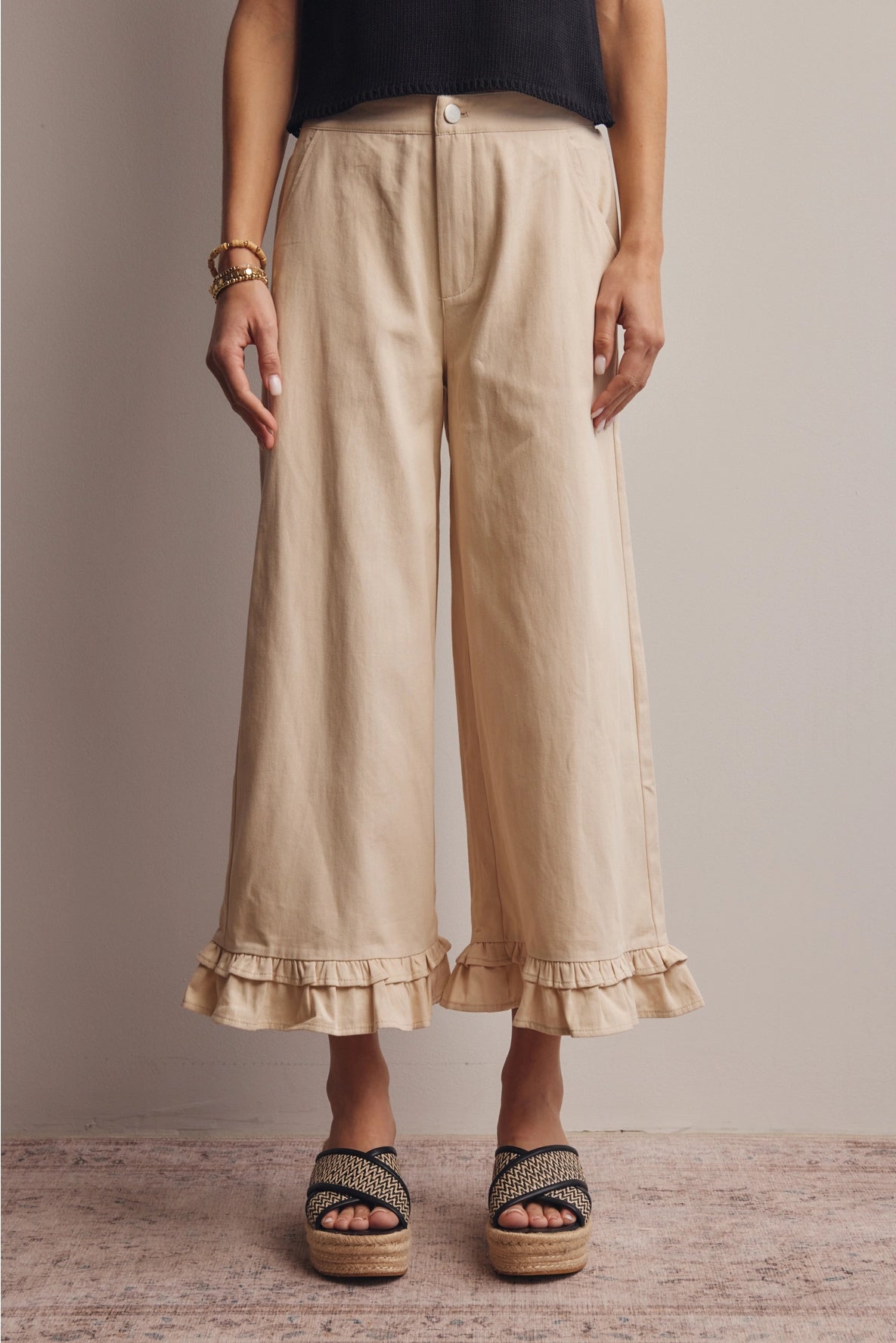 Ruffle Hem Pant